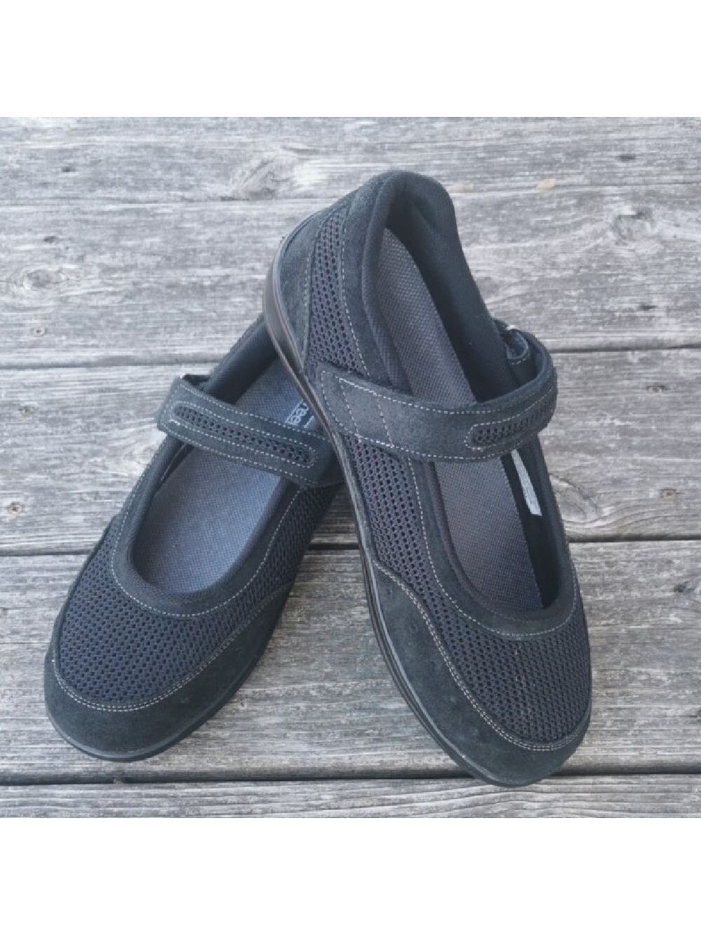 Womens Orthofeet black suede mary jane comfort diabetic shoes. size 11.5 EW